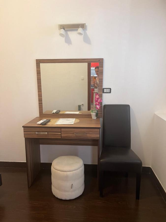 Apartments Boreta II Будва Екстериор снимка