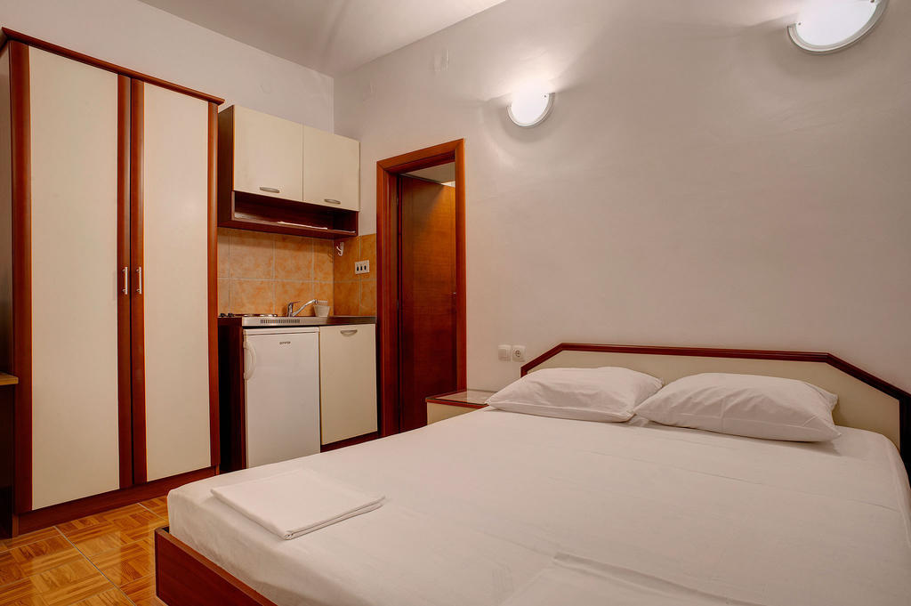 Apartments Boreta II Будва Стая снимка