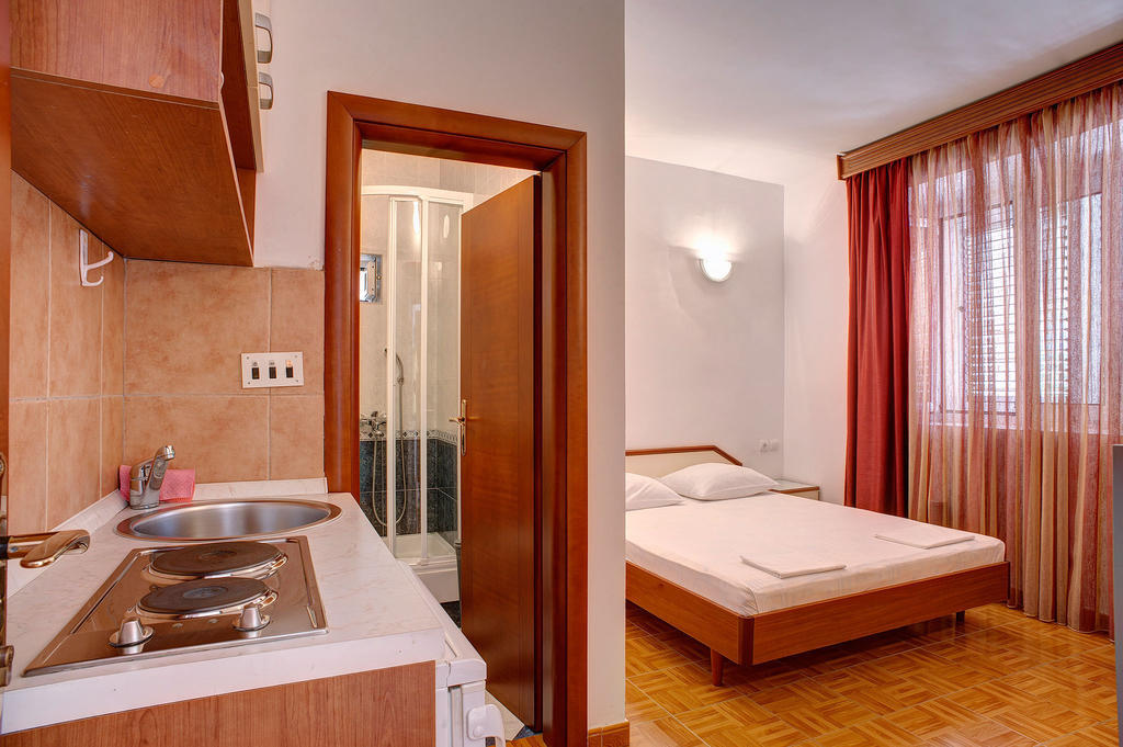 Apartments Boreta II Будва Стая снимка